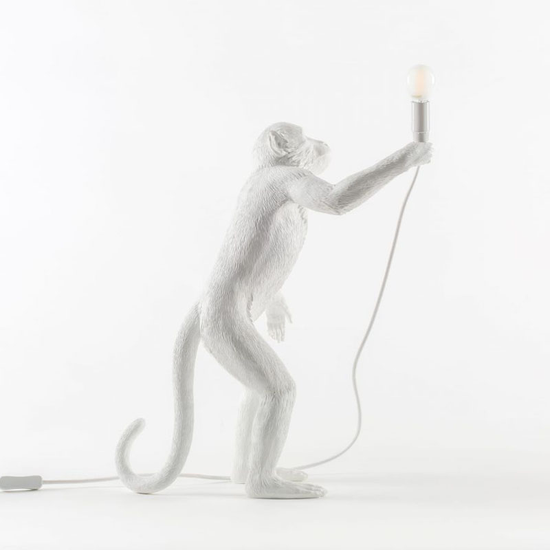 Seletti - Lampada da tavolo Monkey Standing bianco - LONGHO